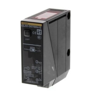 Omron E3JM-DS70M4-G Photoelectric Sensor