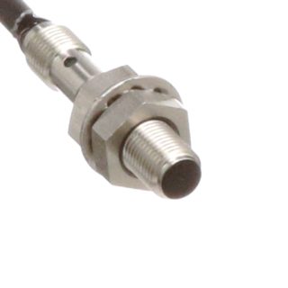 Omron E2E-S04SR8-WC-C2 2M Proximity Sensor
