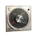 Omron E5C2-R20K AC100-240 0-300 Temperature Controller