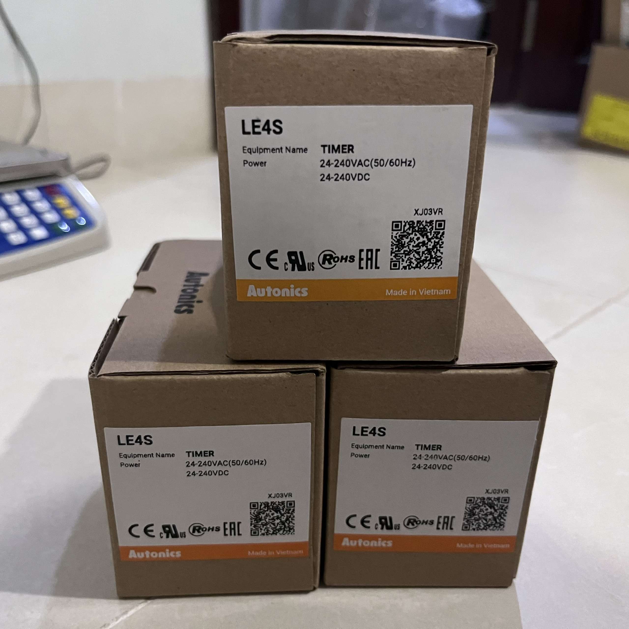 Autonics LE4S Digital Timer - Image 2